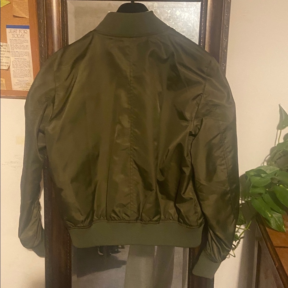 Banana Republic Olive Green Bomber Jacket. New tags extra small. - Picture 6 of 6